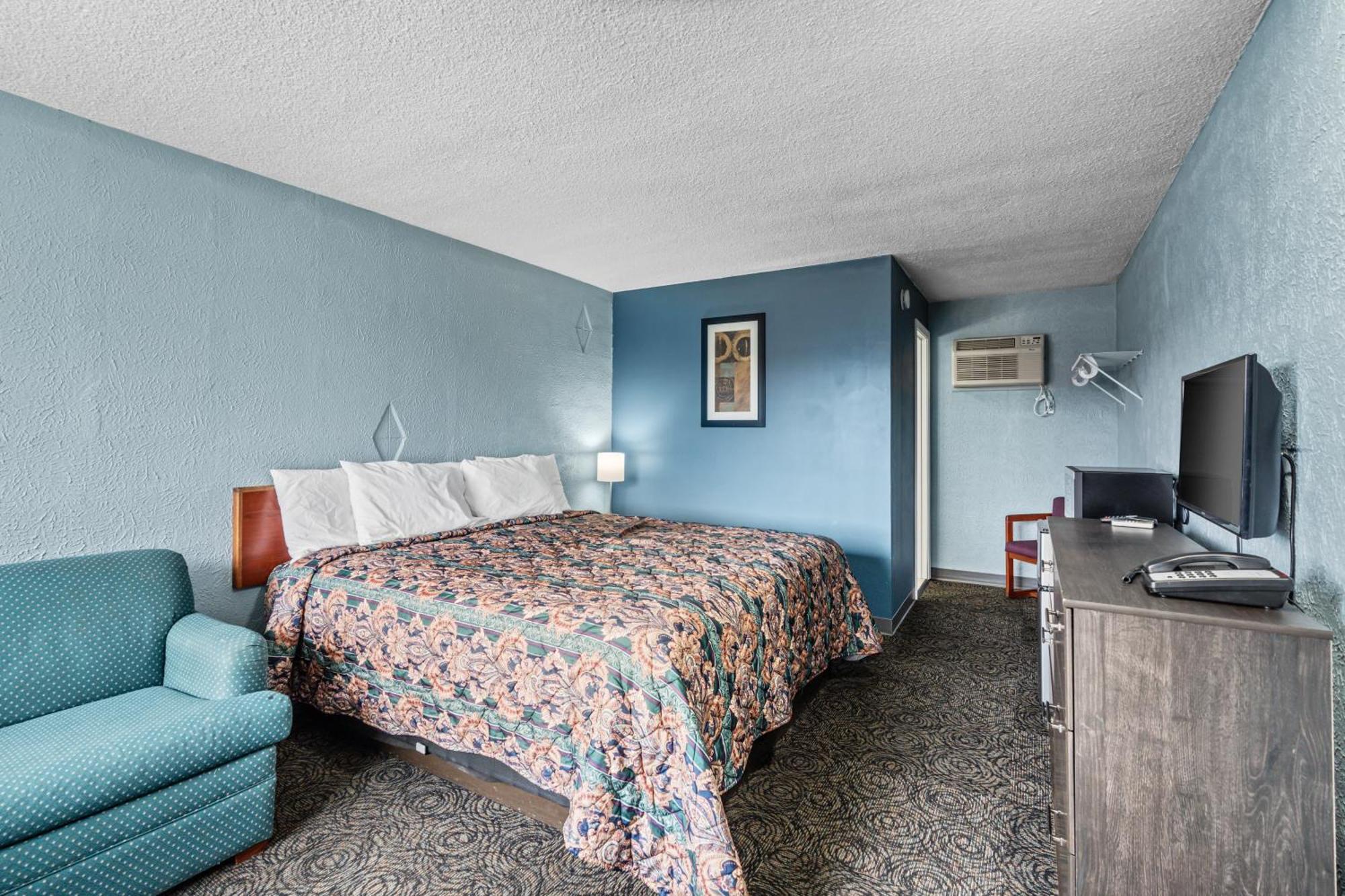 Broadway Inn Каунсъл Блъфс Екстериор снимка